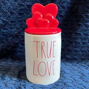 Rae Dunn candle with topper!! ❤️